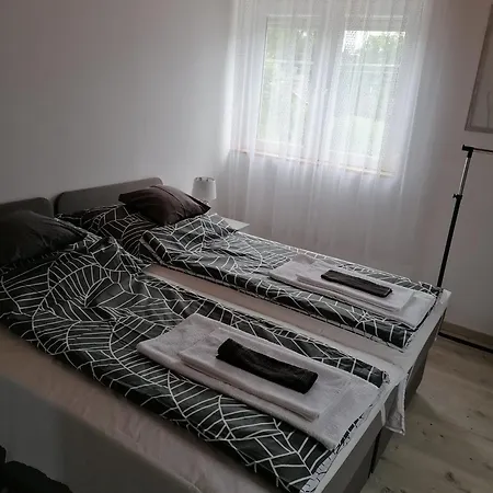 Apartment Lilu Felsotarkany