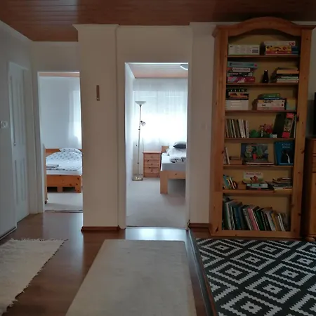 Lilu Apartment Felsotarkany